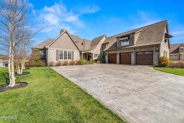 3758 Promontory Point Louisville, TN 37777