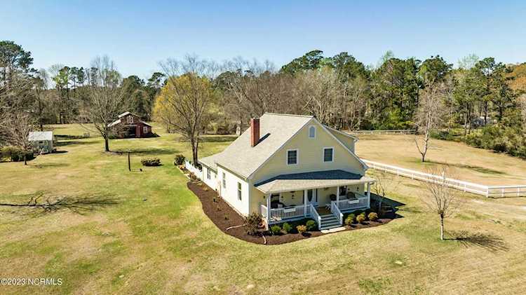 1140 Sloop Point Road Hampstead, NC 28443 | MLS 100375135 Photo 1