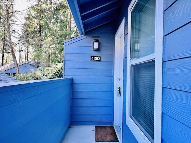 4362 SW Dickinson ST Portland, OR 97219