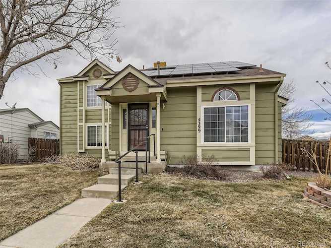 4399 Perth Circle Green Valley Ranch This is a terrific opportunity for the investor or first time buyer in Green Valley Ranch! with 2... Denver Denver CO 80249 5557467 home for sale $435,000 5557467 Photo 1