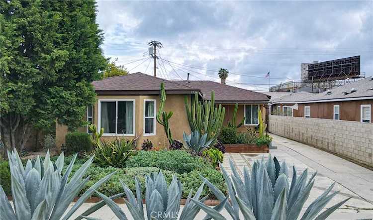 1326 S Woods Ave East Los Angeles, CA 90022
