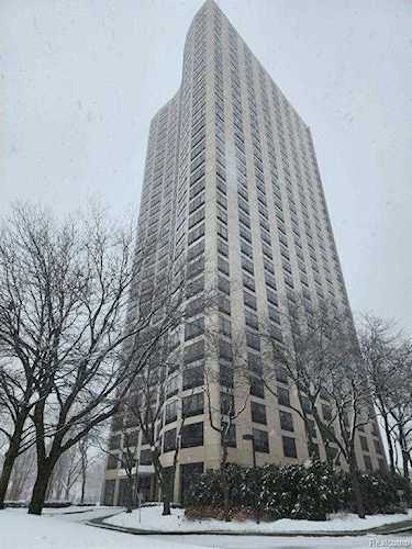 5000 Town Center Southfield, MI 48075