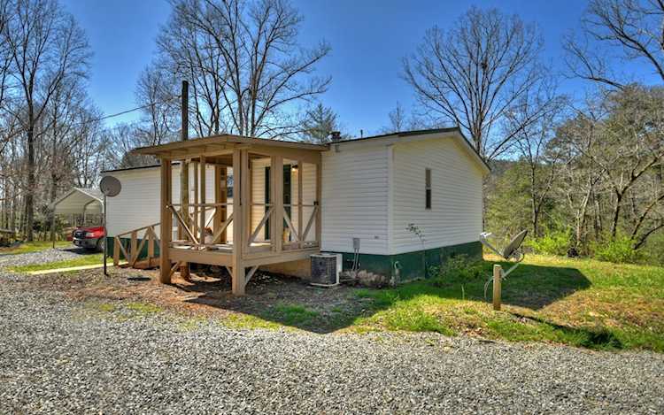 135 Adrian Court Ellijay, GA 30540