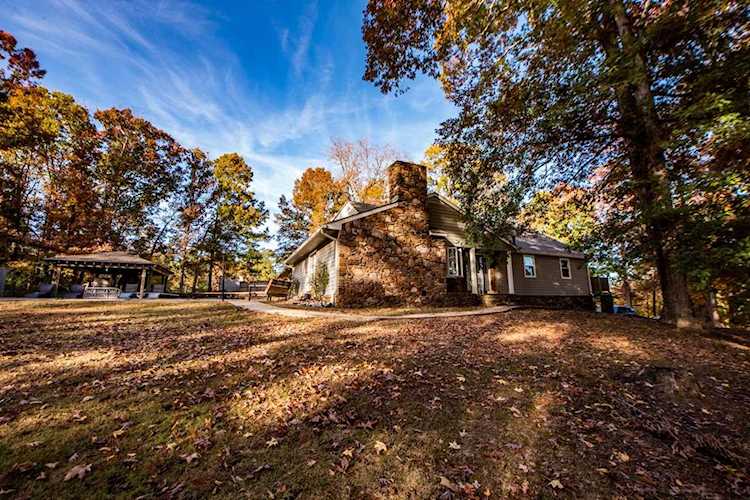 646 W Main St Parsons, TN 38363