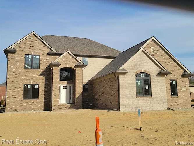 53224 Westwood Park, Utica, MI 48316 in Westwood Condo Mccp No 1184|Macomb MLS# 60198443 Photo 1