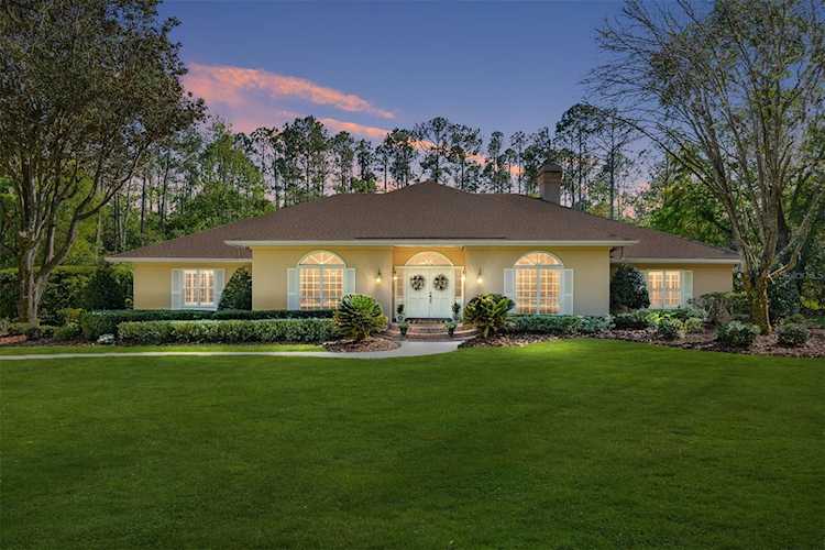 8031 SW 45th Ln Gainesville, FL 32608