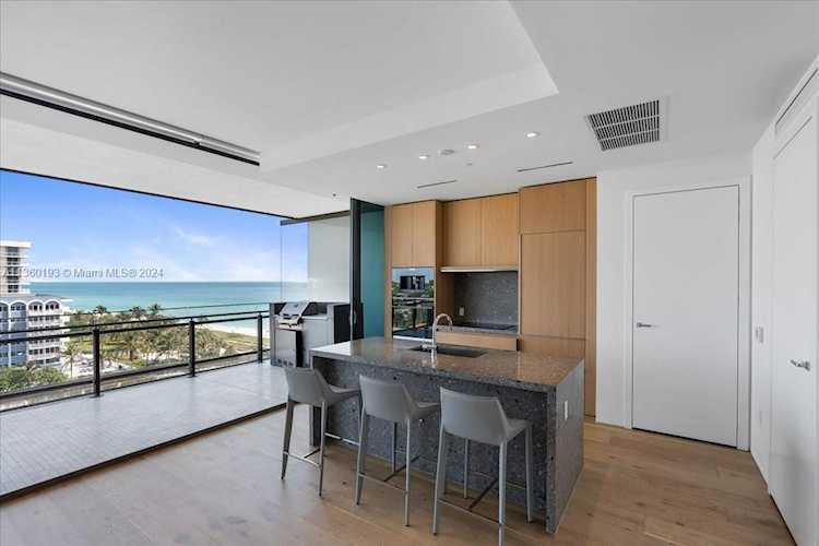 8701 Collins Ave #803 Miami Beach, FL 33154