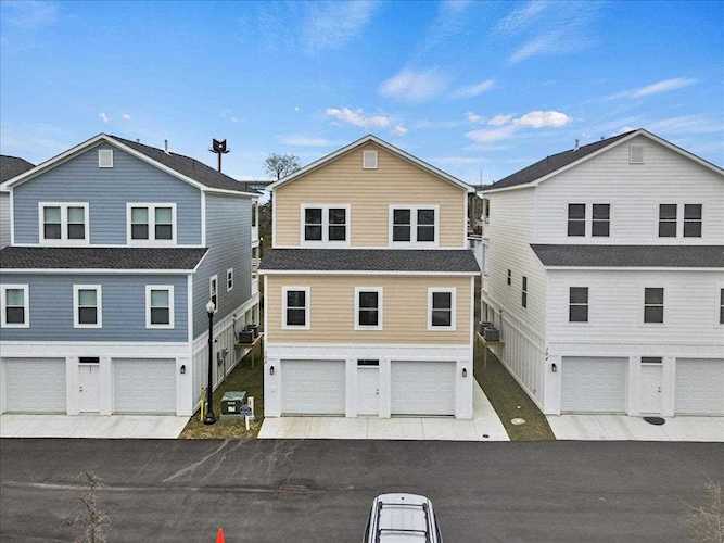 108 Marblehead Dr. Little River, SC 29566