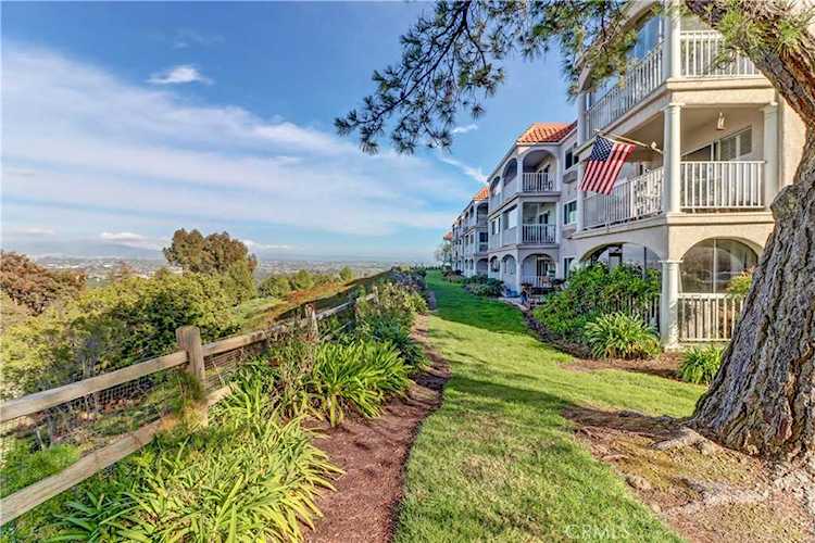 4004 Calle Sonora Oeste #2D, Laguna Woods, CA 92637 | MLS# OC22259133 | condo for sale Photo 1