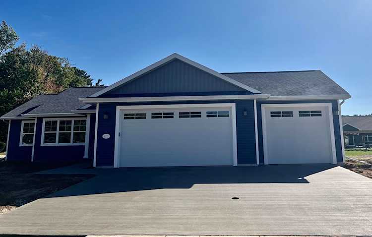 602 W 3rd St Shawano, City of Shawano, WI 54166