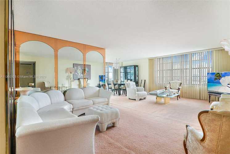 230 174th St #1119 Sunny Isles Beach, FL 33160