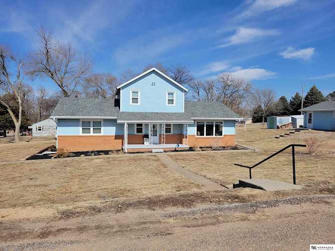 530 E School St Weston, NE 68070