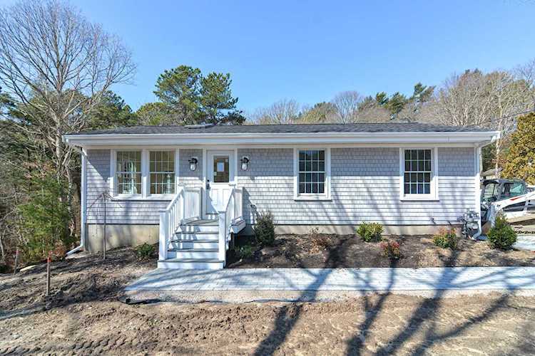 11 Galleon Drive East Falmouth, MA 02536 | MLS 22300956 Photo 1