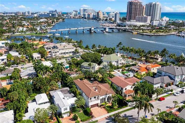 2617 Alamanda Ct Fort Lauderdale, FL 33301