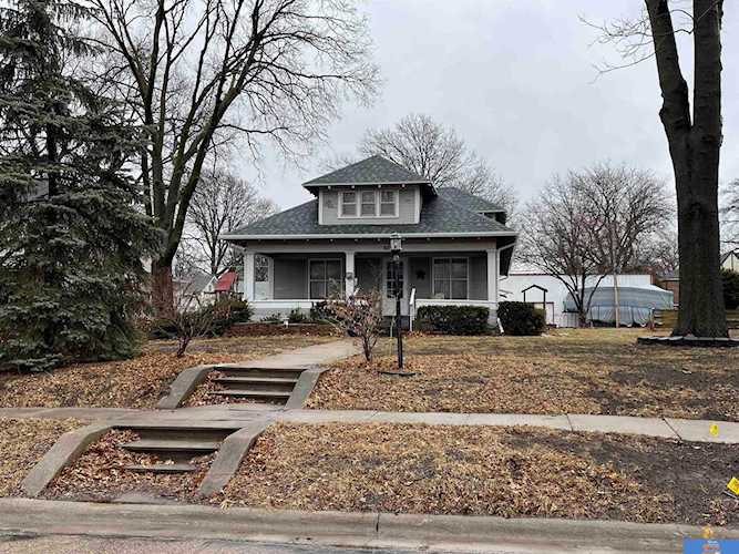 610 N 11th St Beatrice, NE 68310