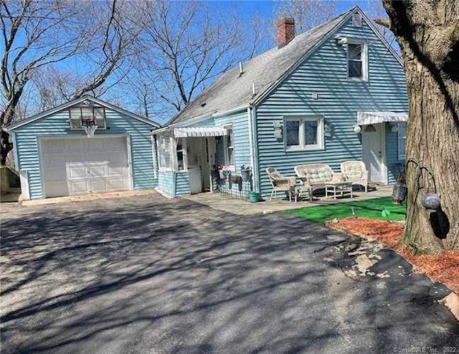101 Wooster St Shelton, CT 06484