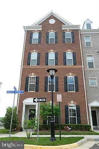 43857 Kingston Station Terrace Ashburn, VA 20148 | MLS VALO2046270 Photo 1