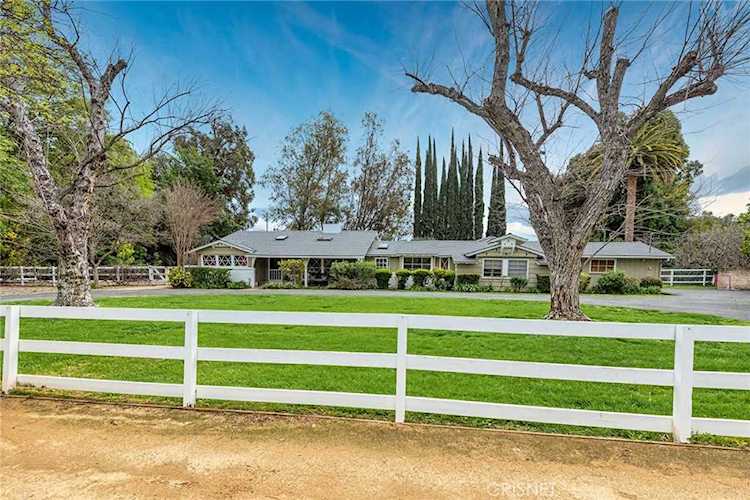 23720 Oakfield Rd Hidden Hills, CA 91302