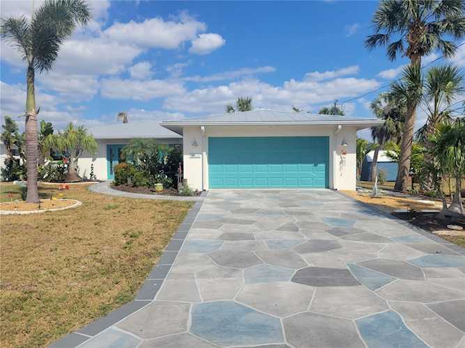 18614 Briggs CIRCLE Port Charlotte, FL 33948