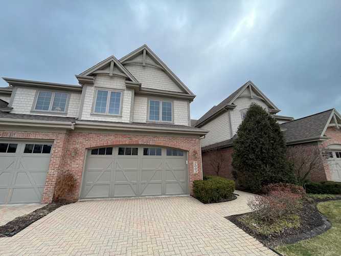 2003 Mackenzie Place Wheaton, IL 60187