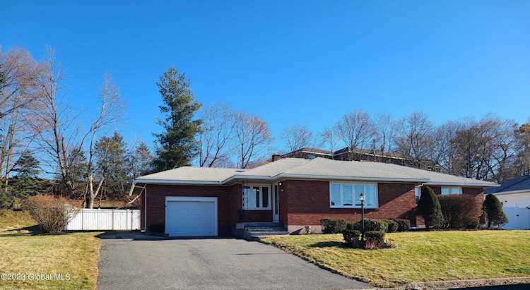 8 Brentwood Ave Troy, NY 12180 | MLS 202310289 Photo 1