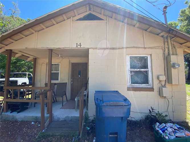 14 Lenox Ct Deland, FL 32720