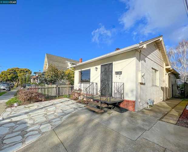 1121 Stannage Ave Albany, CA 94706