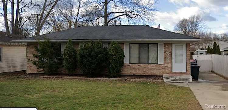 5935 Wilmer St Westland, MI 48185 home for sale, MLS#20230020232 | Dwellings Michigan Real Estate Photo 1