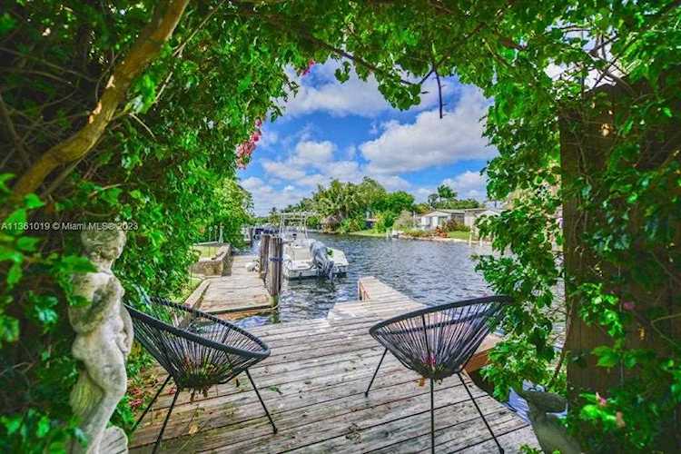 2206 N 26th Ave Hollywood, FL 33020