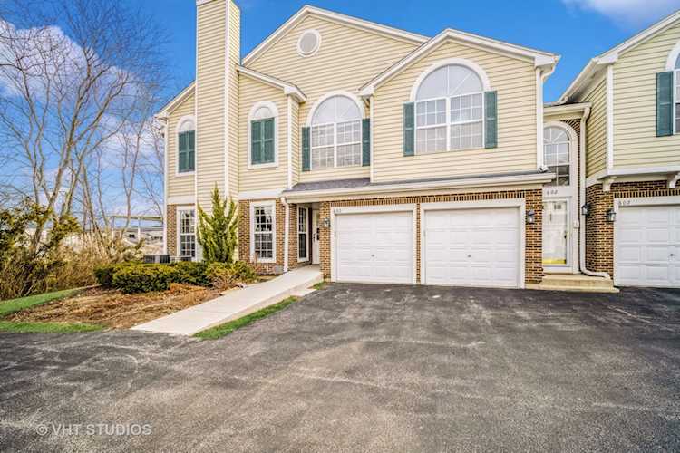 600 Muskegan Ct Vernon Hills, IL 60061