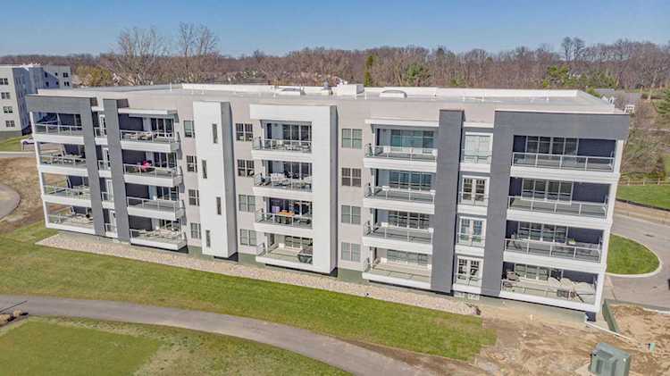 5233 Highpointe Lakes Drive Columbus, OH 43081