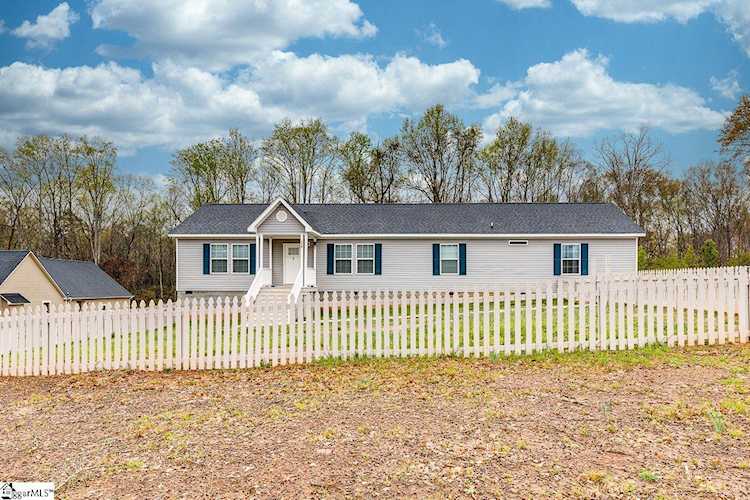 218 Hogg Rd Williamston, SC 29697
