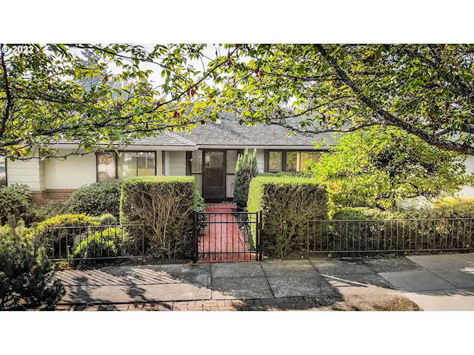 4175 SW Council Crest DR Portland, OR 97239 | MLS 23389682 Photo 1
