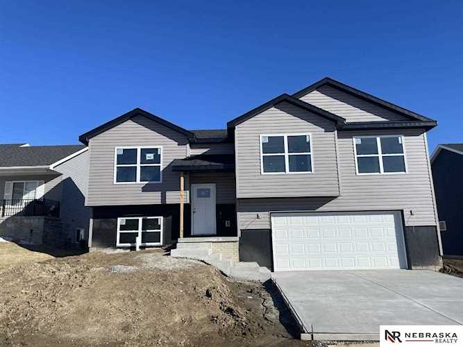5400 W Gary Gately St Lincoln, NE 68528