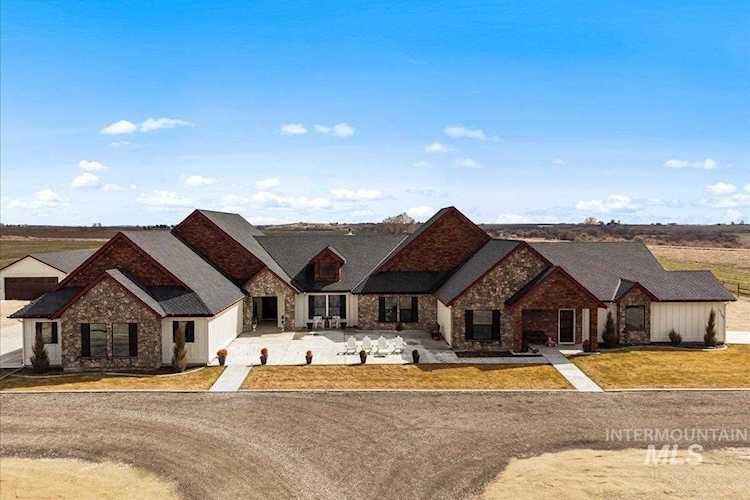 27202 Lon Davis Rd Parma, ID 83660