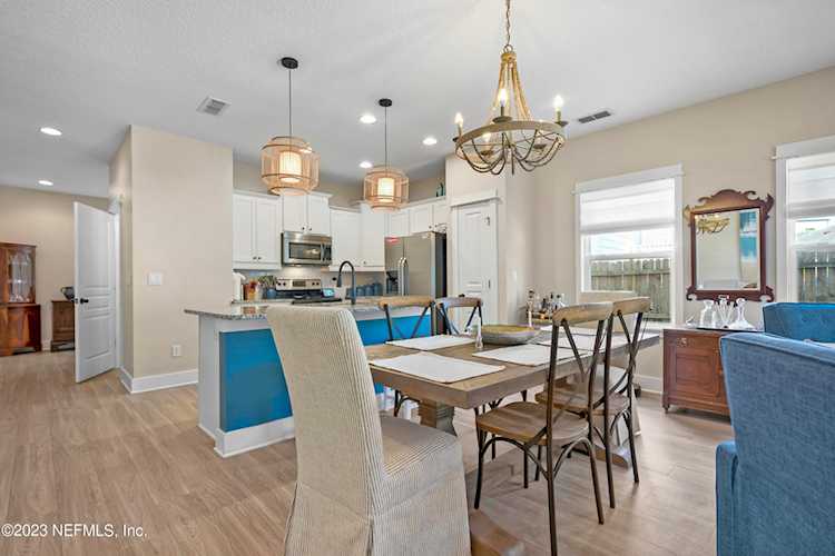 2225 Pine PL Neptune Beach, FL 32266