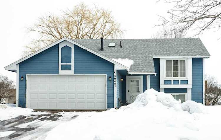 15940 Garrett Path Apple Valley, MN 55124