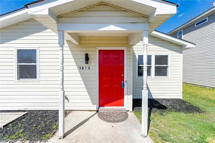 3812 Peach Orchard Circle Portsmouth, VA 23703