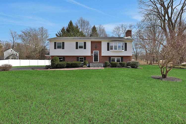 205 Maple Ave Tillson, NY 12486