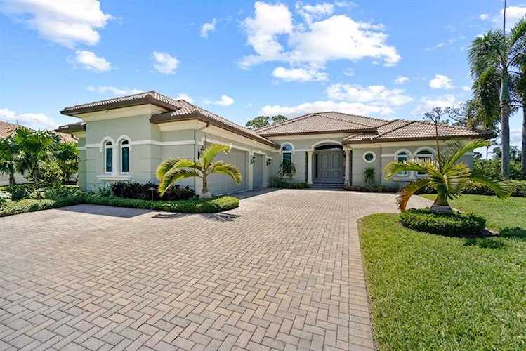 523 SW Squire Johns Lane Palm City, FL 34990