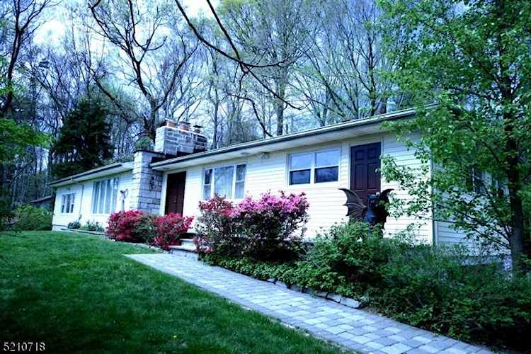 1385 Pleasant Valley Way West Orange Twp., NJ 07052