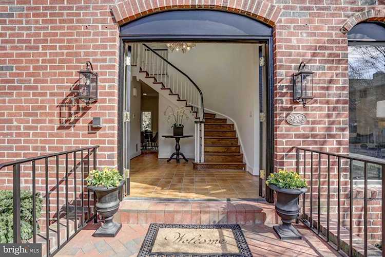 3233 Ellicott St NW Washington, DC 20008 | MLS DCDC2084964 Photo 1