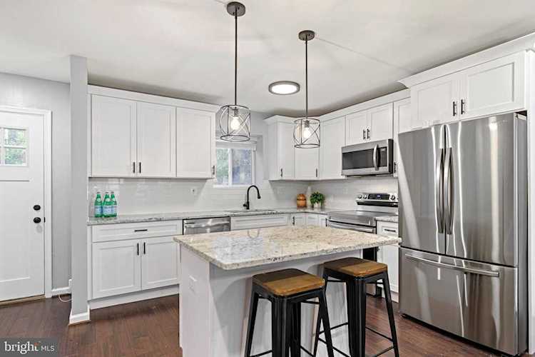 1659 11th Place NE Washington, DC 20002