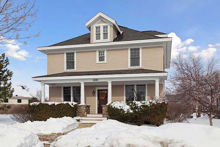15546 Dunberry Way Apple Valley, MN 55124 | MLS 6337500 Photo 1