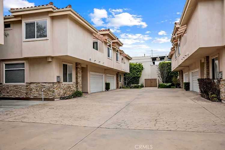 415 W Regent St #6 Inglewood, CA 90301 | MLS SB23048461 Photo 1