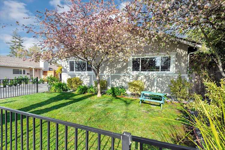 1565 Maddux Drive Redwood City, CA 94061