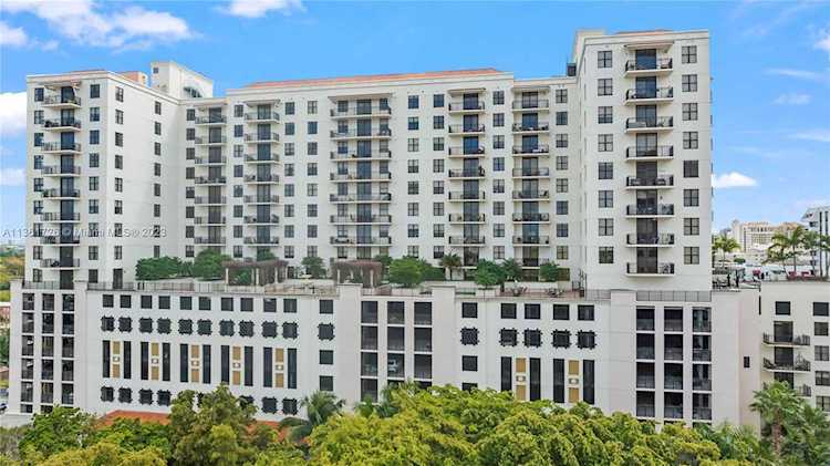 888 S Douglas Rd #1113 Coral Gables, FL 33134