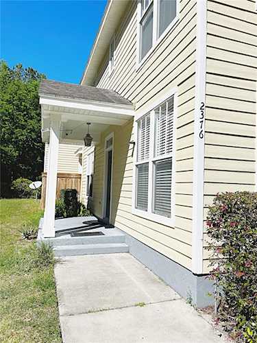 2376 NW 34th Ave Gainesville, FL 32605