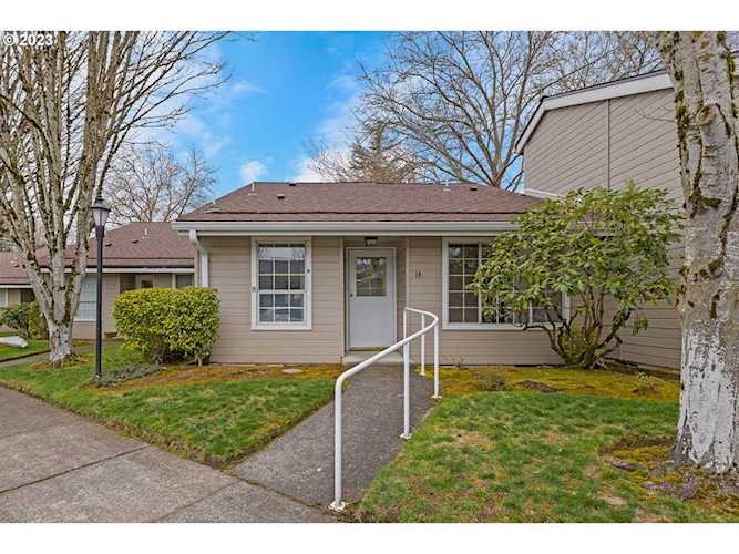 13775 SW Scholls Ferry RD #18 Beaverton, OR 97008 | MLS 23325899 Photo 1