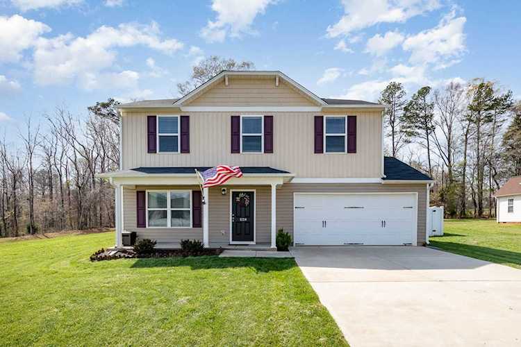 1224 Landsdown Dr Salisbury, NC 28147 | MLS 4013181 Photo 1